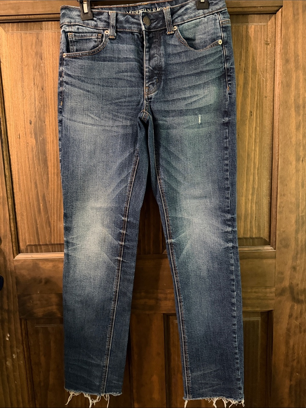 American Eagle Outfitters Women's Blue Washed Cropped Jeans